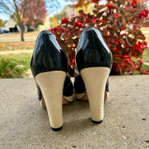 Cole Haan Collection NikeAir Black peeped toe tan heels Size 6.5 B - Picture 3 of 7